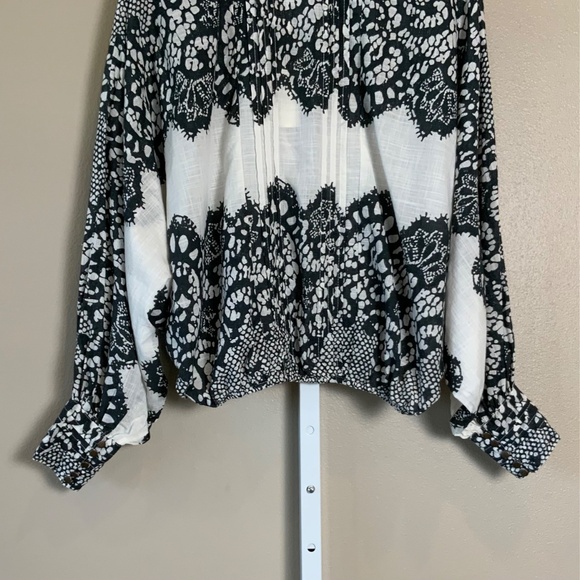 Anthropologie Puff-Sleeve Peasant Blouse - Picture 16 of 16